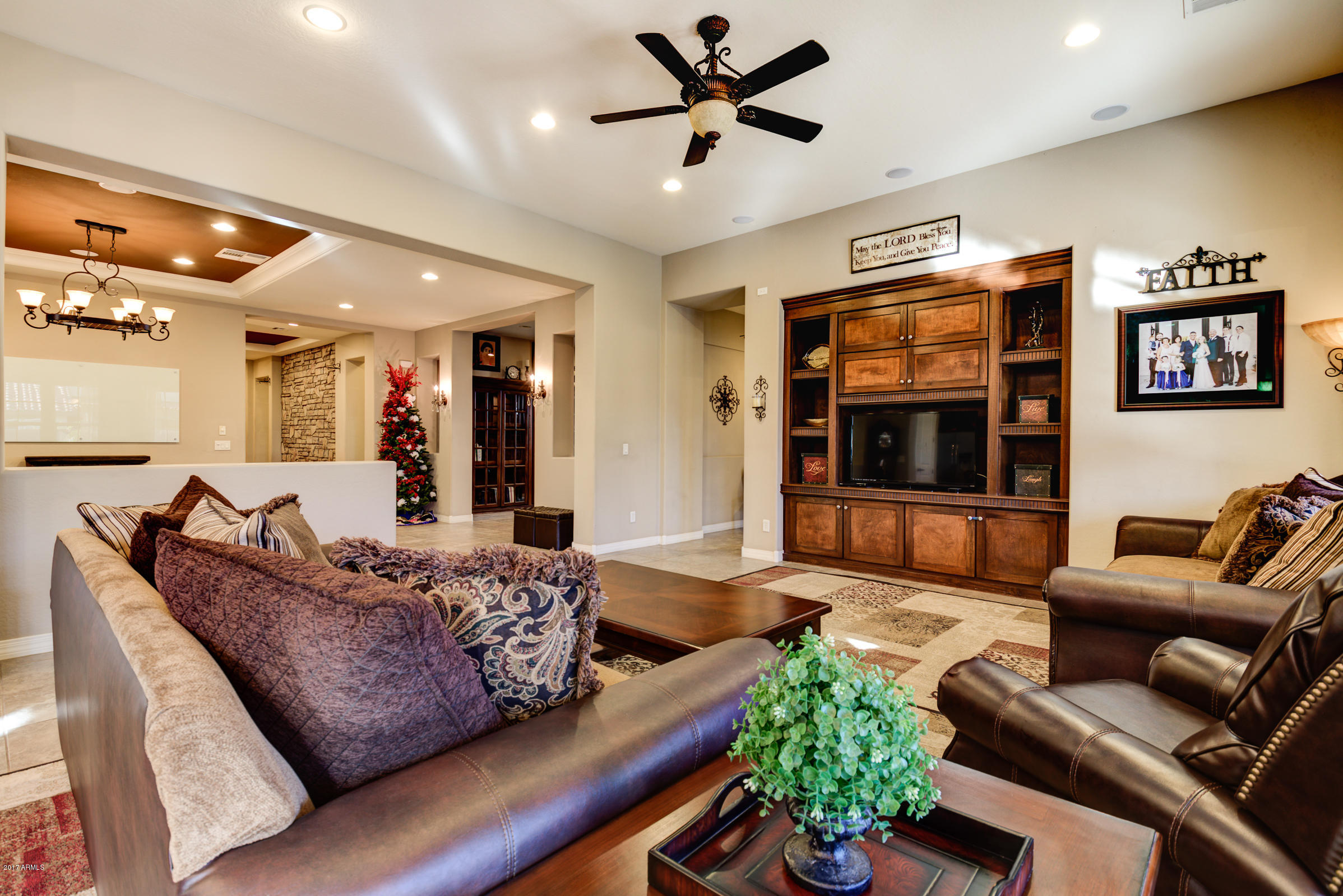 3631 East Weather Vane Road Gilbert, AZ 85296 - Photo 4 of 95 3631 E Weather Vane Rd-56