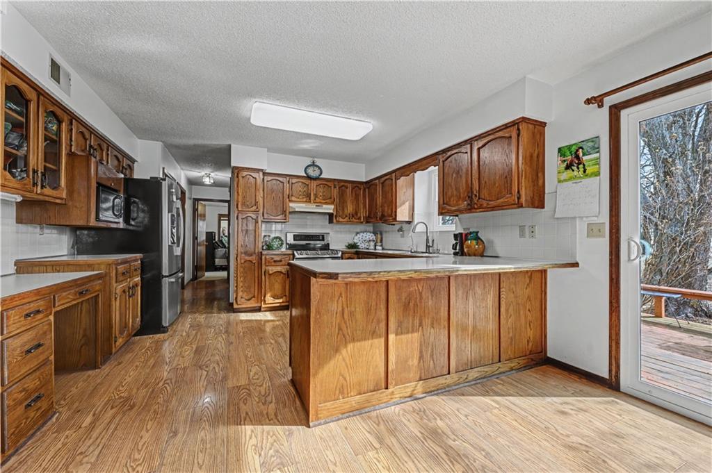 307 East Gore Road Raymore, MO 64083 - Photo 12 of 38