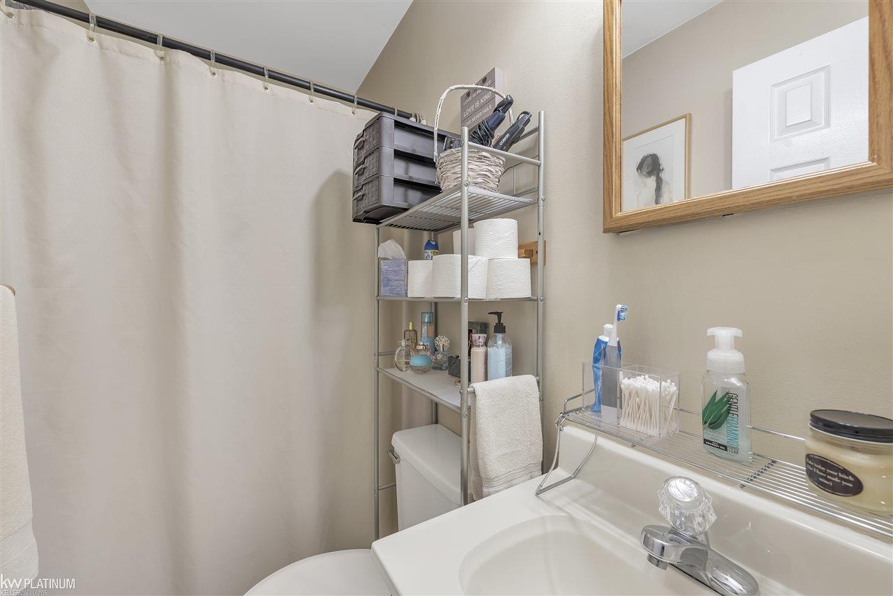 3111 Eastern Avenue Rochester Hills, MI 48307 - Photo 14 of 23 Gallery Image 14