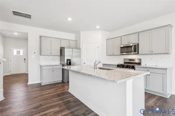 $599,990 | 345 Glenmore Lane, Keswick, VA 22947