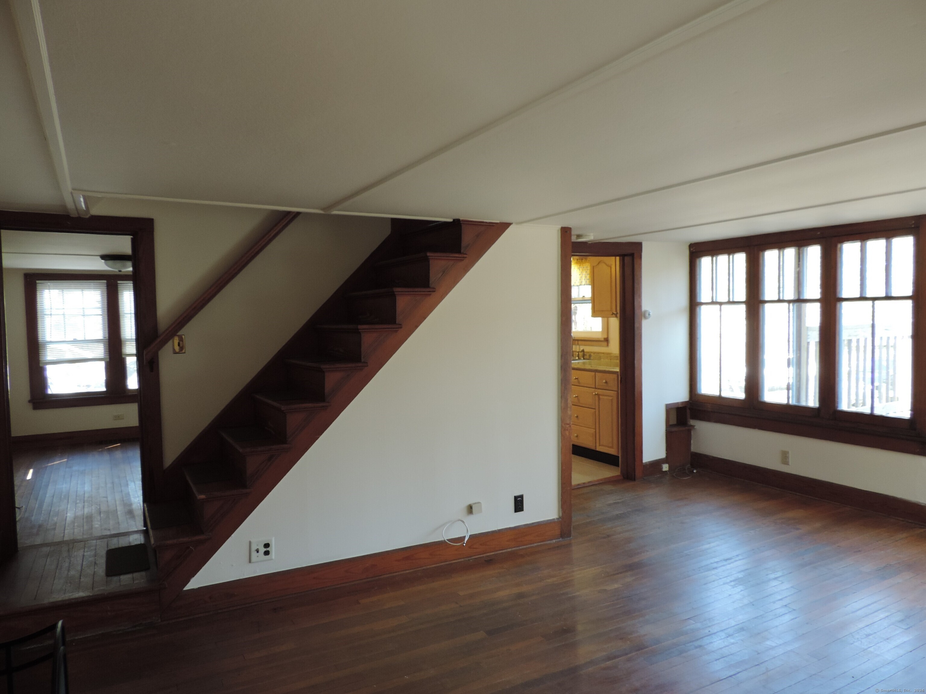 13 Reynolds Road Danbury, CT 06811 - Photo 12 of 23