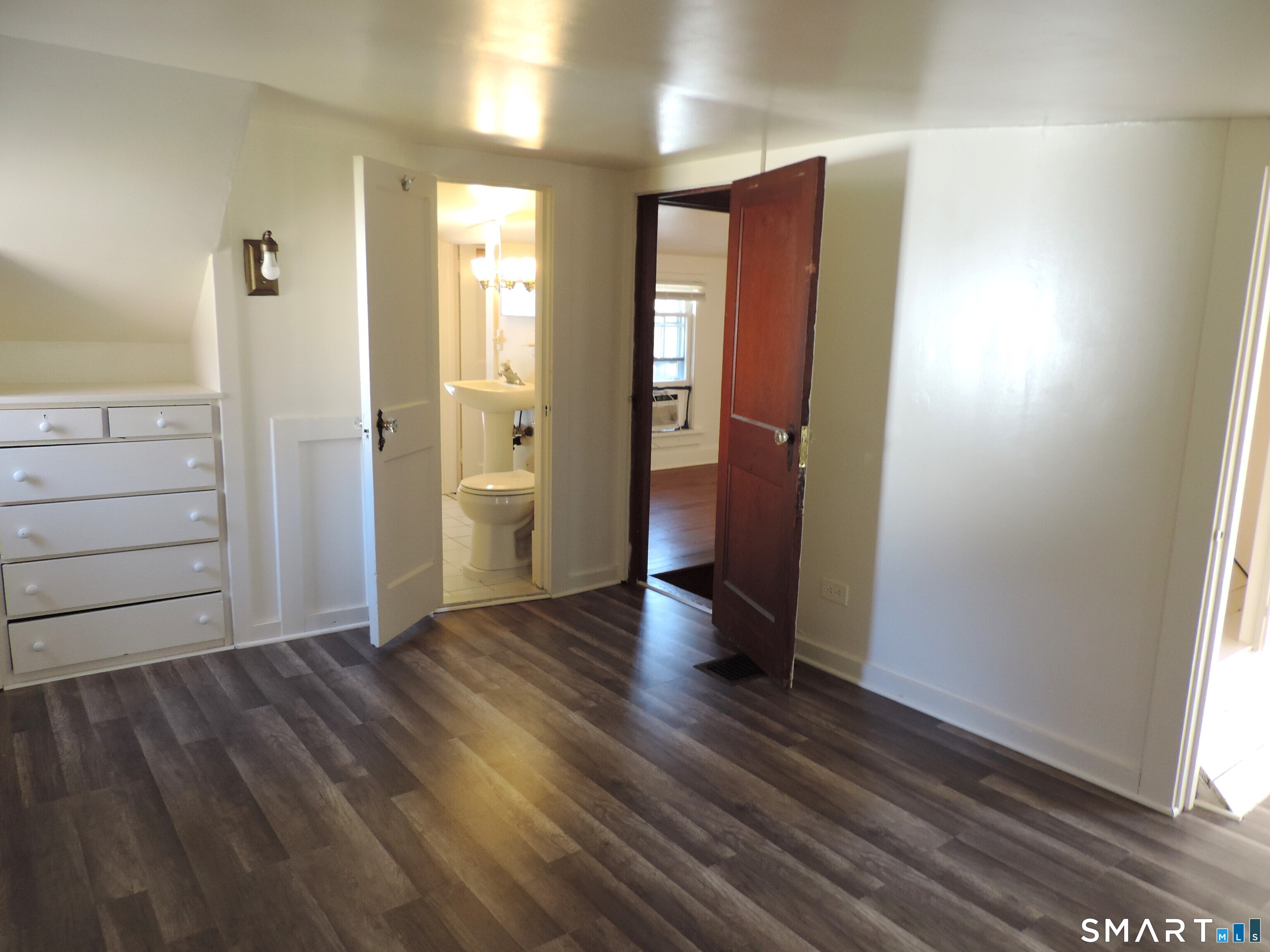 13 Reynolds Road Danbury, CT 06811 - Photo 13 of 23