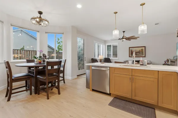 $699,950 | 1754 Komenich Drive, Manteca, CA 95336