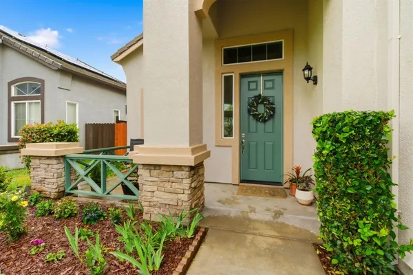 $699,950 | 1754 Komenich Drive, Manteca, CA 95336