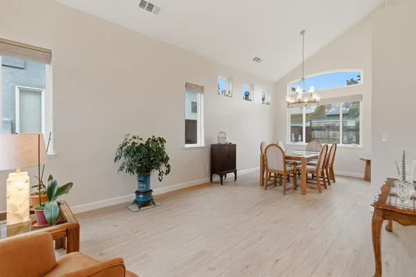 $699,950 | 1754 Komenich Drive, Manteca, CA 95336