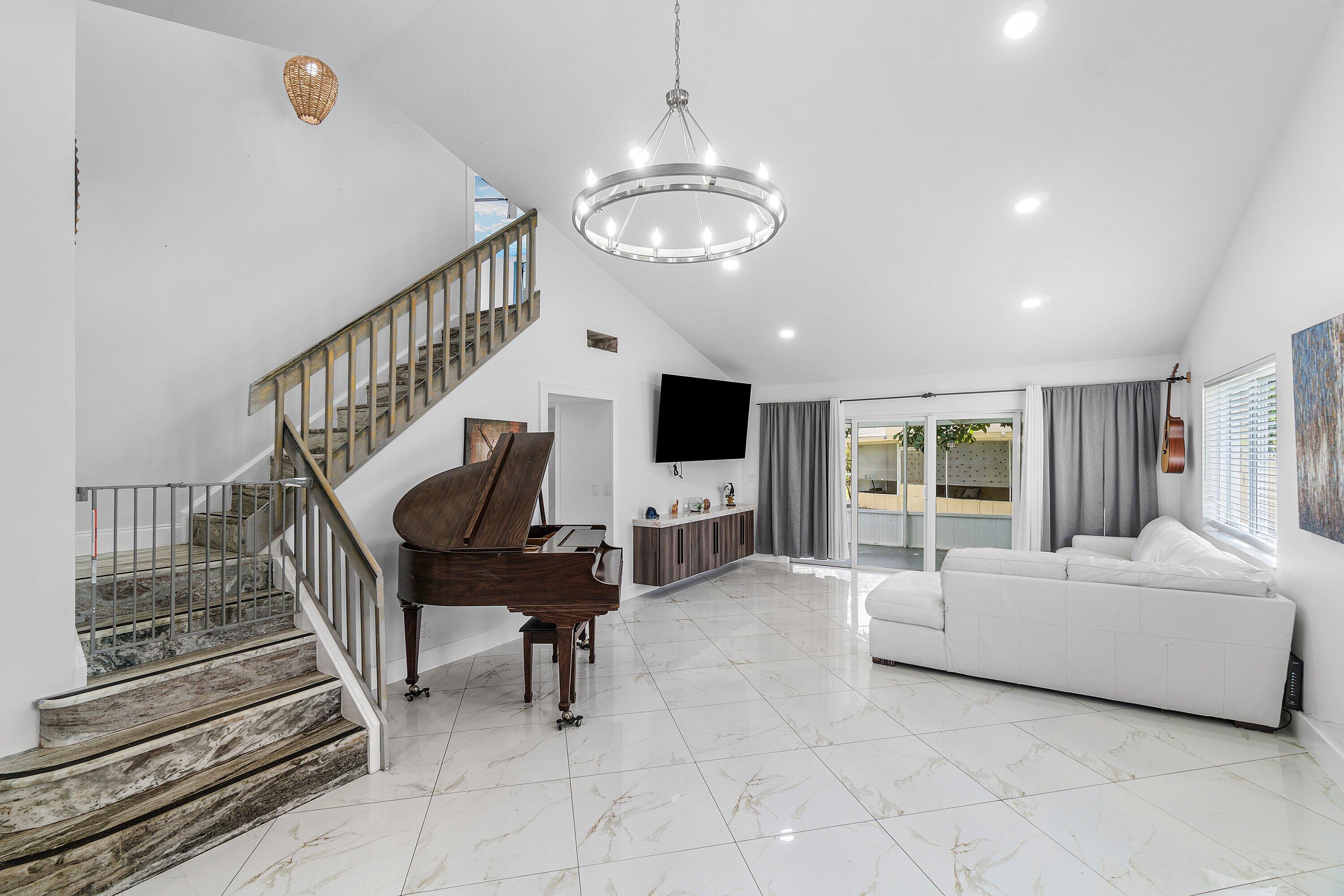 101 Azalea Circle Boynton Beach, FL 33436 - Photo 12 of 40 012-101AzaleaCircle-BoyntonBeach-FL-3343