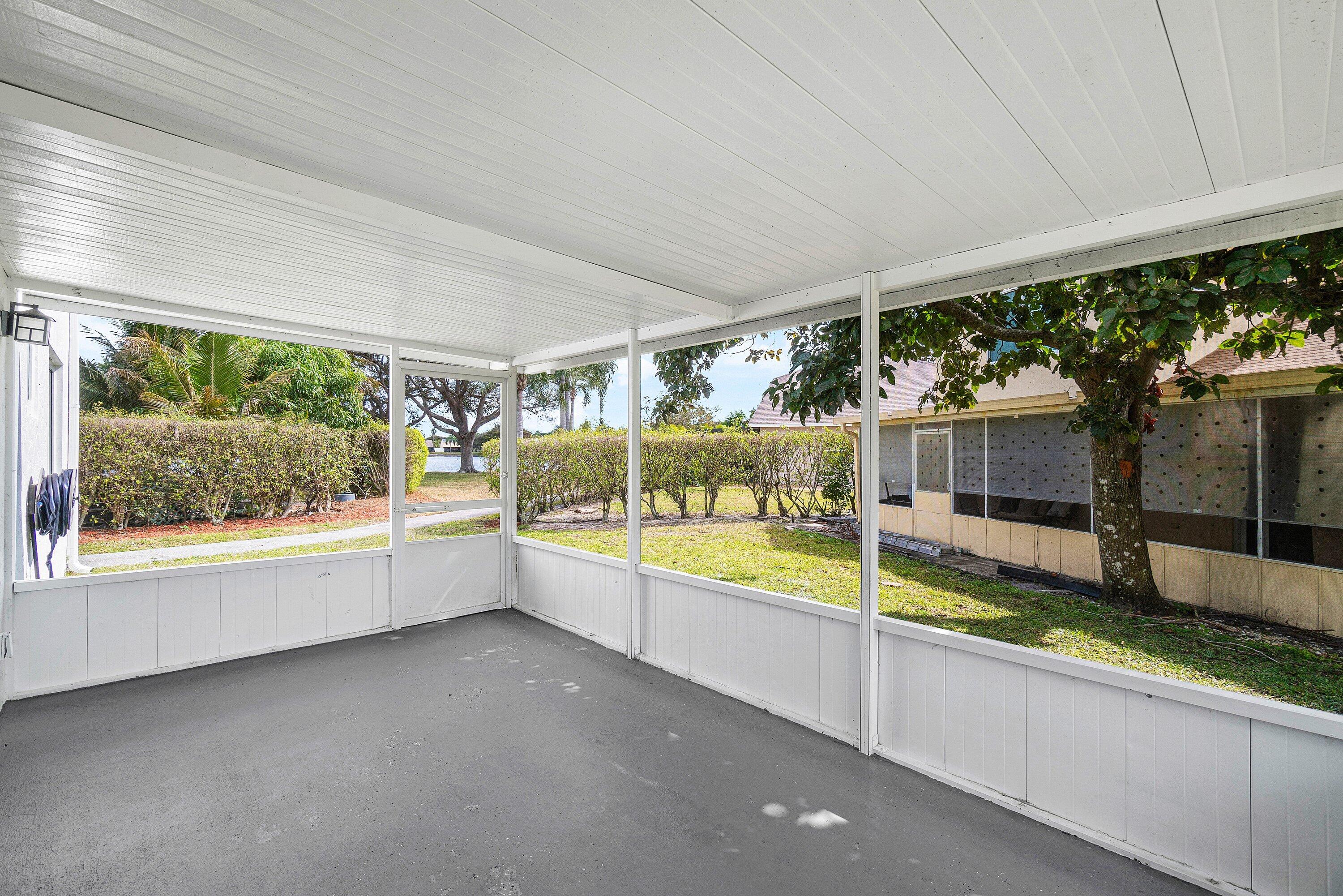 101 Azalea Circle Boynton Beach, FL 33436 - Photo 33 of 40 033-101AzaleaCircle-BoyntonBeach-FL-3343