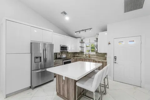 $519,000 | 101 Azalea Circle, Boynton Beach, FL 33436