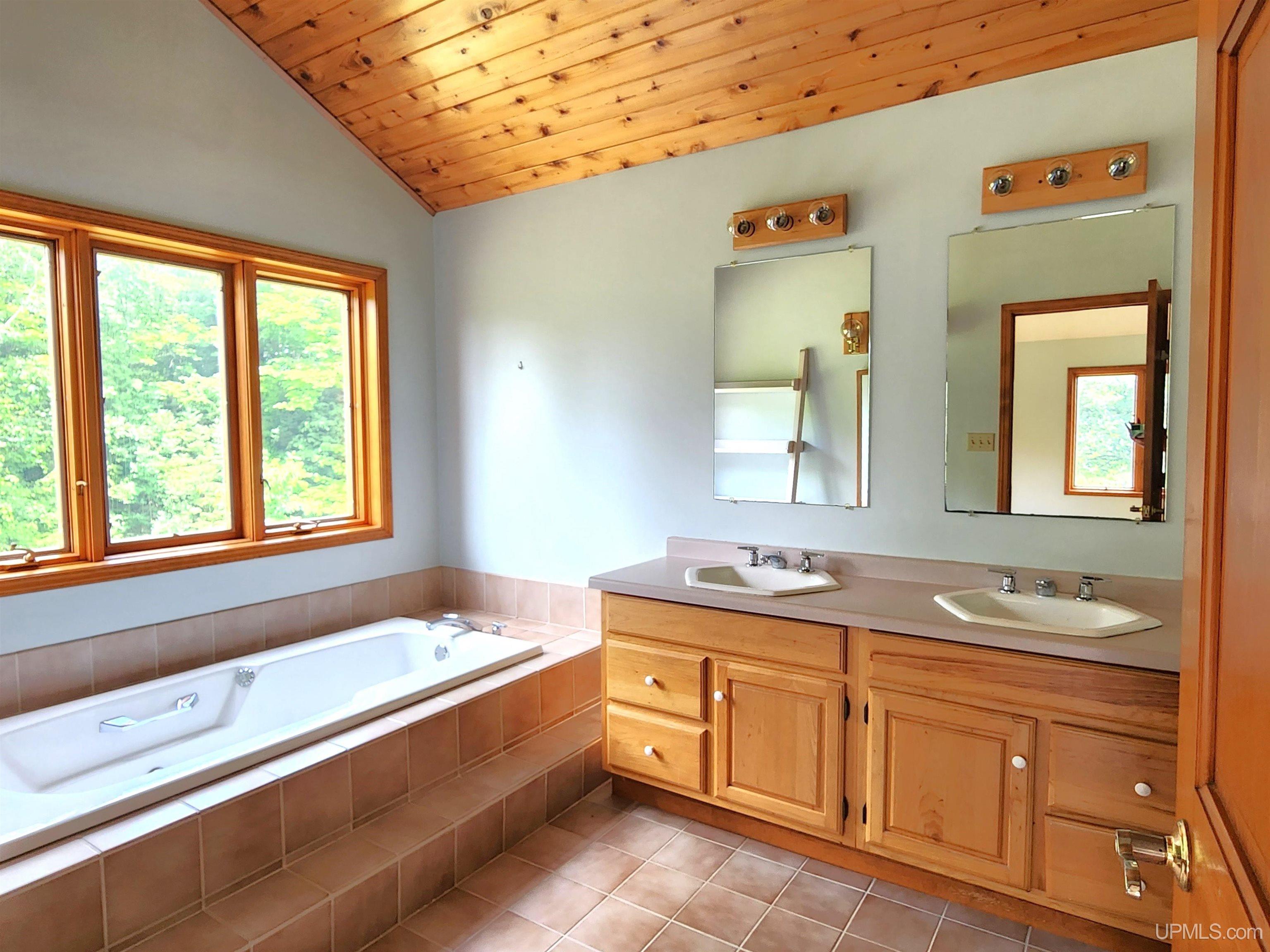 16224 Poor Farm Road Lanse, MI 49946 - Photo 34 of 92 Gallery Image 34