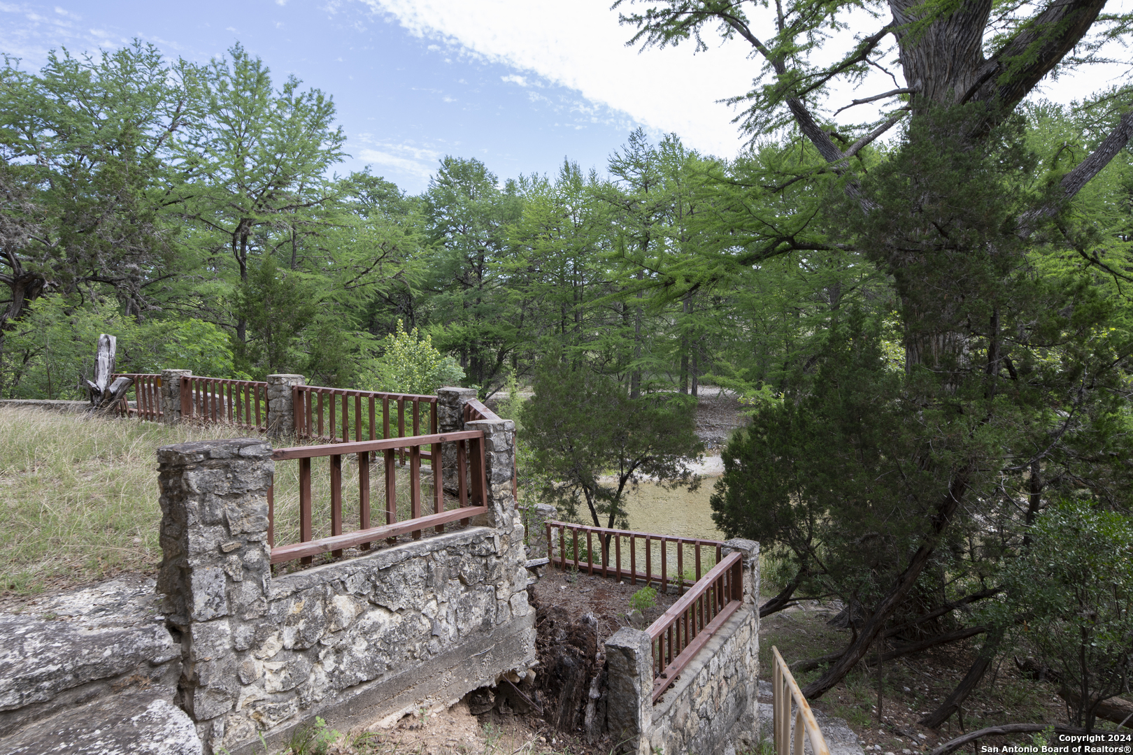 34 Cat Claw Mountain Road Concan, TX 78838 - Photo 22 of 25