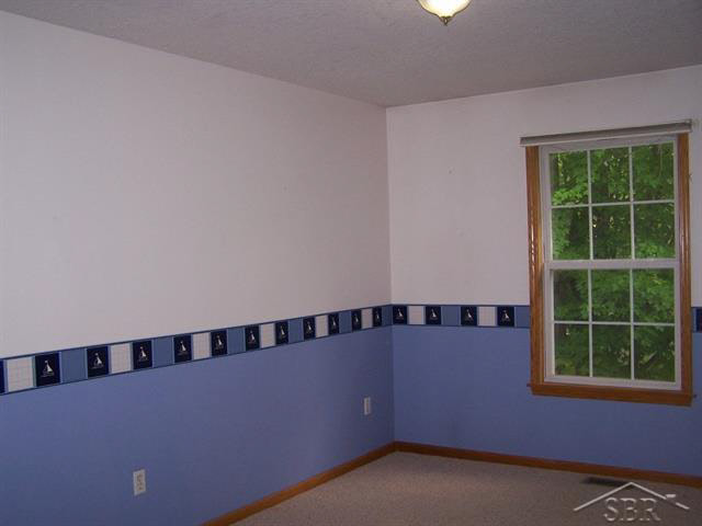 2595 West Seidlers Road Midland, MI 48642 - Photo 13 of 20 Gallery Image 13
