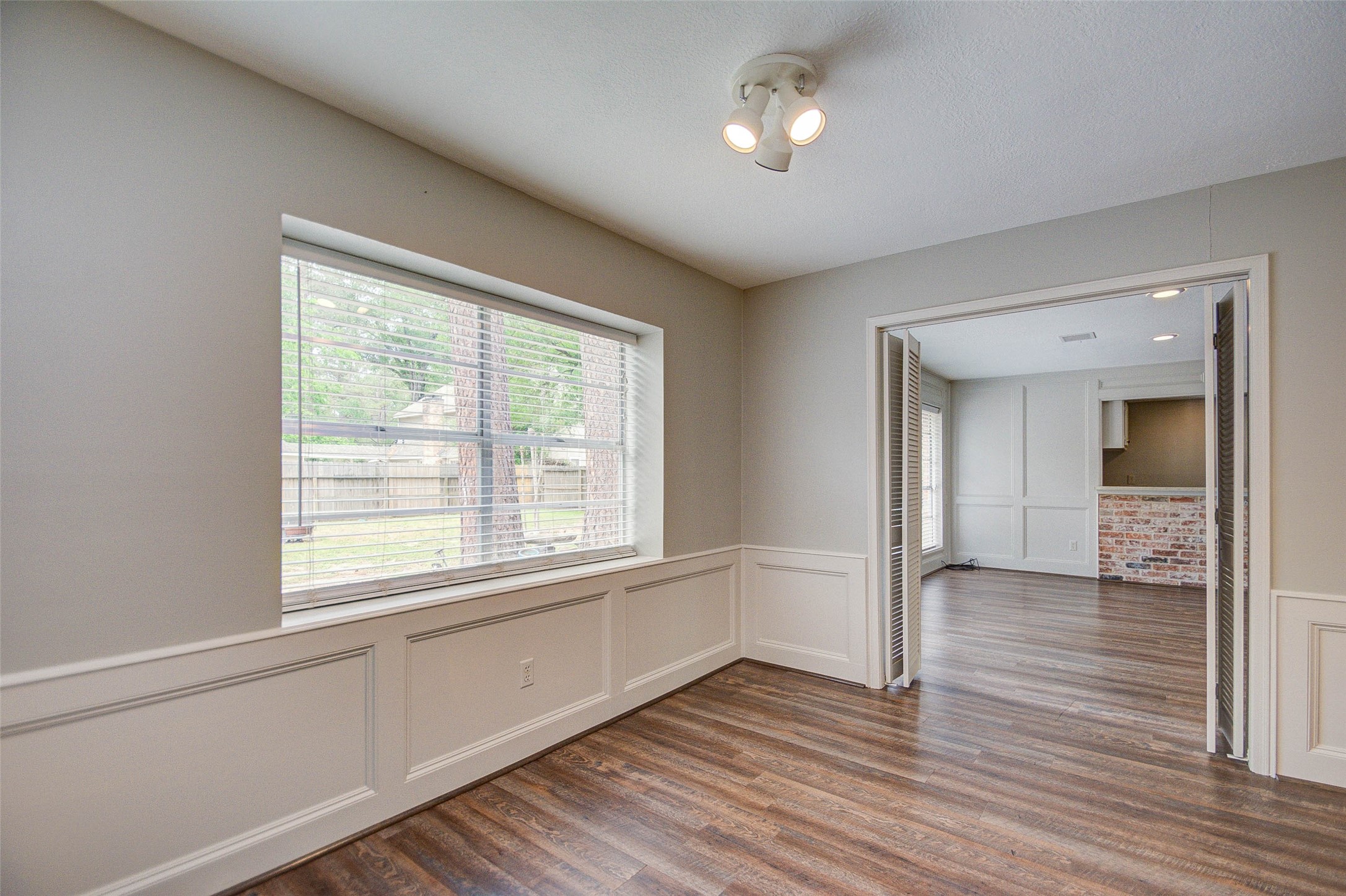 6206 Rippling Hollow Drive Spring, TX 77379 - Photo 9 of 27