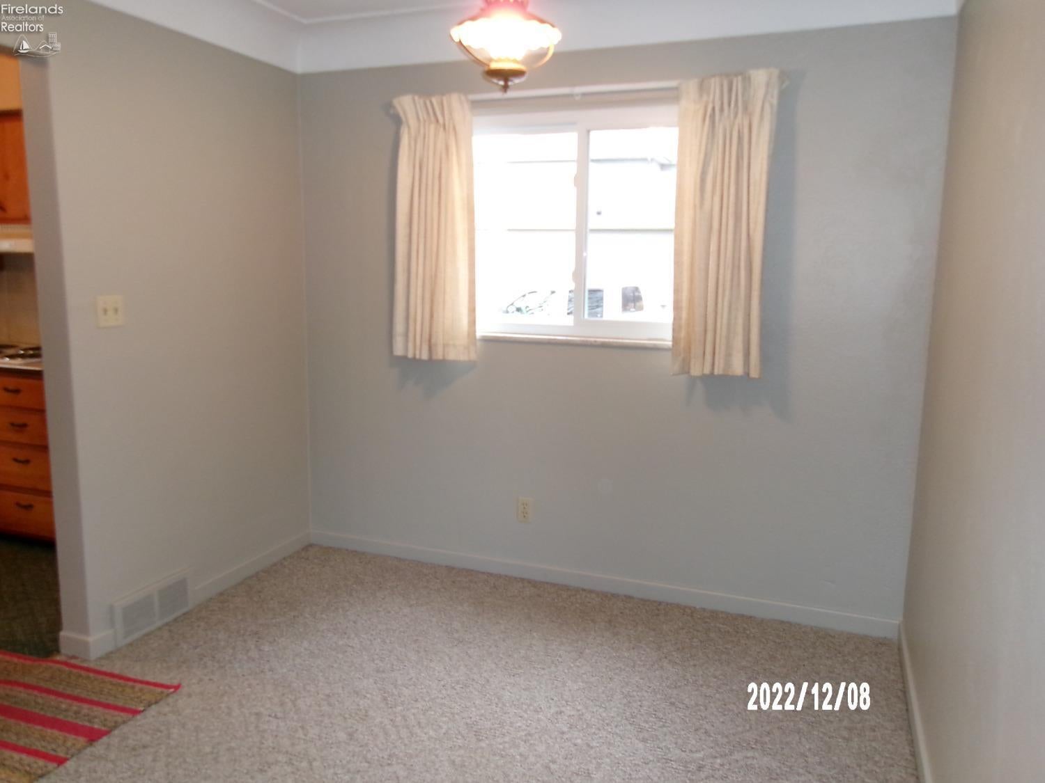 27433 Tracy Road Perrysburg, OH 43551 - Photo 3 of 20 Gallery Image 3
