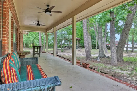 $549,000 | 210 Harbor Run Drive, Coldspring, TX 77331