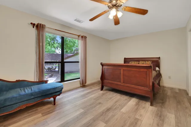 $549,000 | 210 Harbor Run Drive, Coldspring, TX 77331