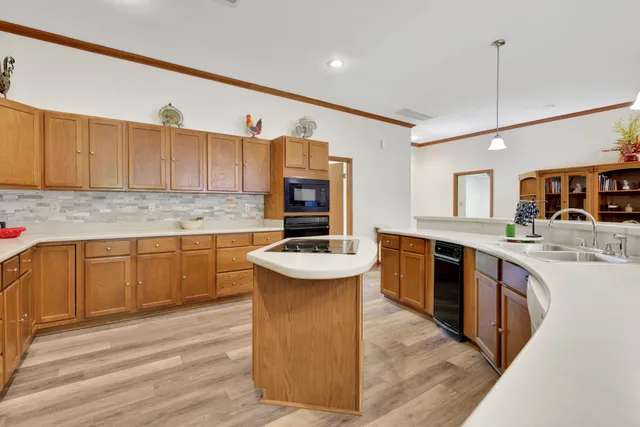 $549,000 | 210 Harbor Run Drive, Coldspring, TX 77331