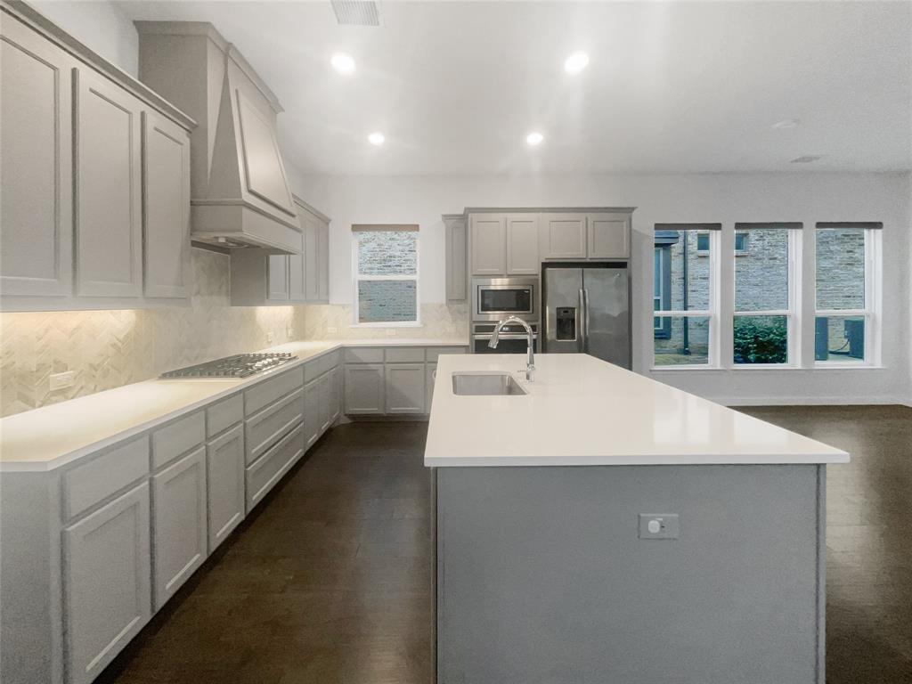 1034 Kennedy Drive Allen, TX 75013 - Photo 2 of 23