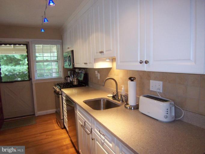 234 Stanmore Road Baltimore, MD 21212 - Photo 7 of 21 Kitchen #2