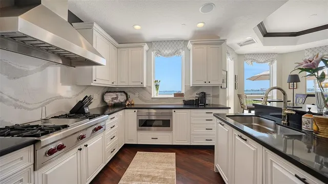 $3,100,000 | 420 Golden Gate Point, Unit 200A, Sarasota, FL 34236