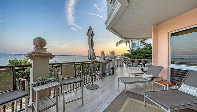 $3,100,000 | 420 Golden Gate Point, Unit 200A, Sarasota, FL 34236