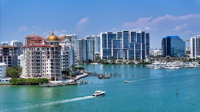 $3,100,000 | 420 Golden Gate Point, Unit 200A, Sarasota, FL 34236