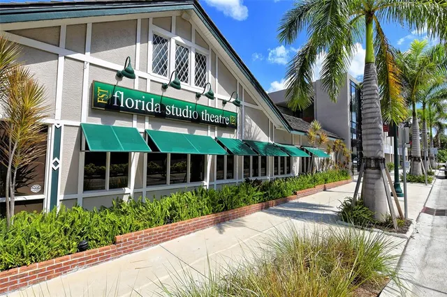 $3,100,000 | 420 Golden Gate Point, Unit 200A, Sarasota, FL 34236