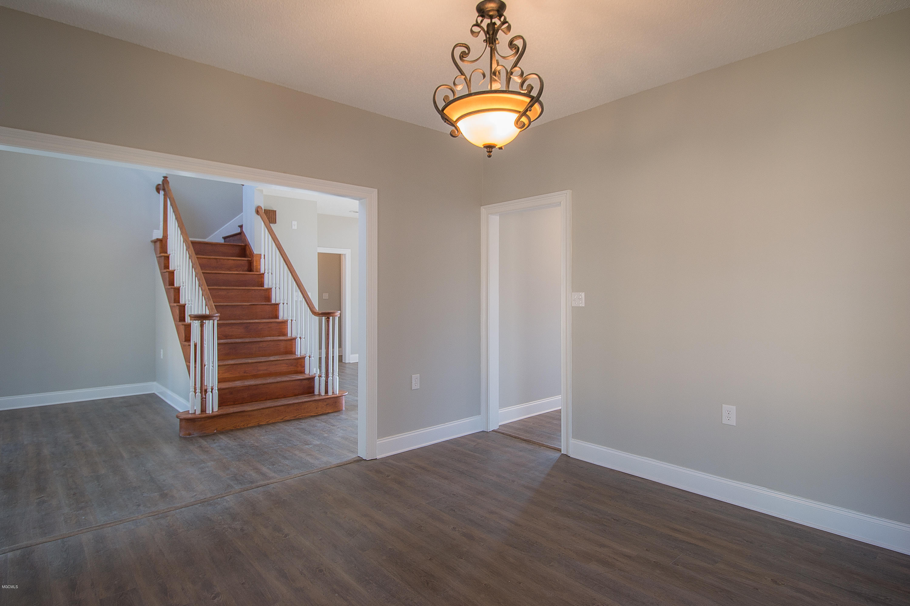 515 Magnolia Road, Unit H Lumberton, MS 39455 - Photo 11 of 39 Dining Room