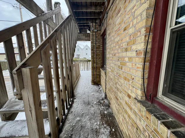 $850 | 1515 Taylor Avenue, Unit 4, Racine, WI 53403