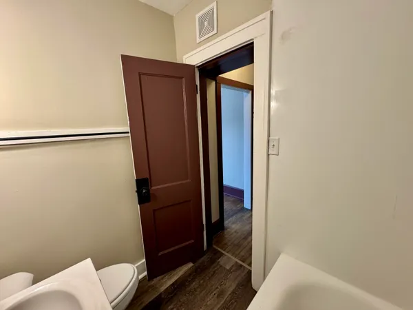 $775 | 1515 Taylor Avenue, Unit 4, Racine, WI 53403