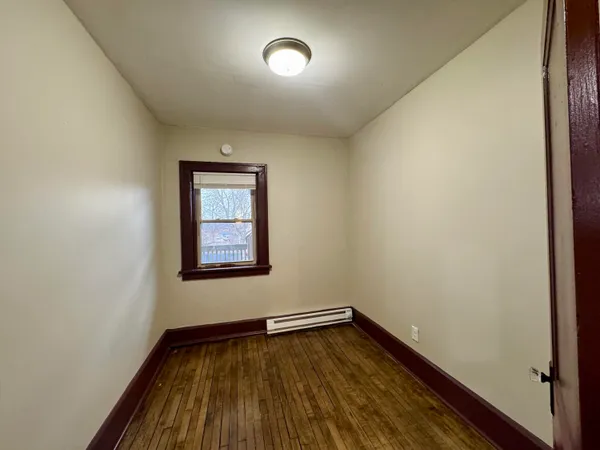 $750 | 1515 Taylor Avenue, Unit 4, Racine, WI 53403