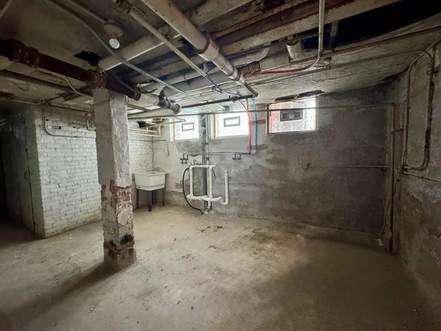 $850 | 1515 Taylor Avenue, Unit 4, Racine, WI 53403