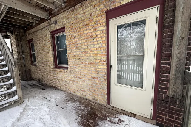 $850 | 1515 Taylor Avenue, Unit 4, Racine, WI 53403