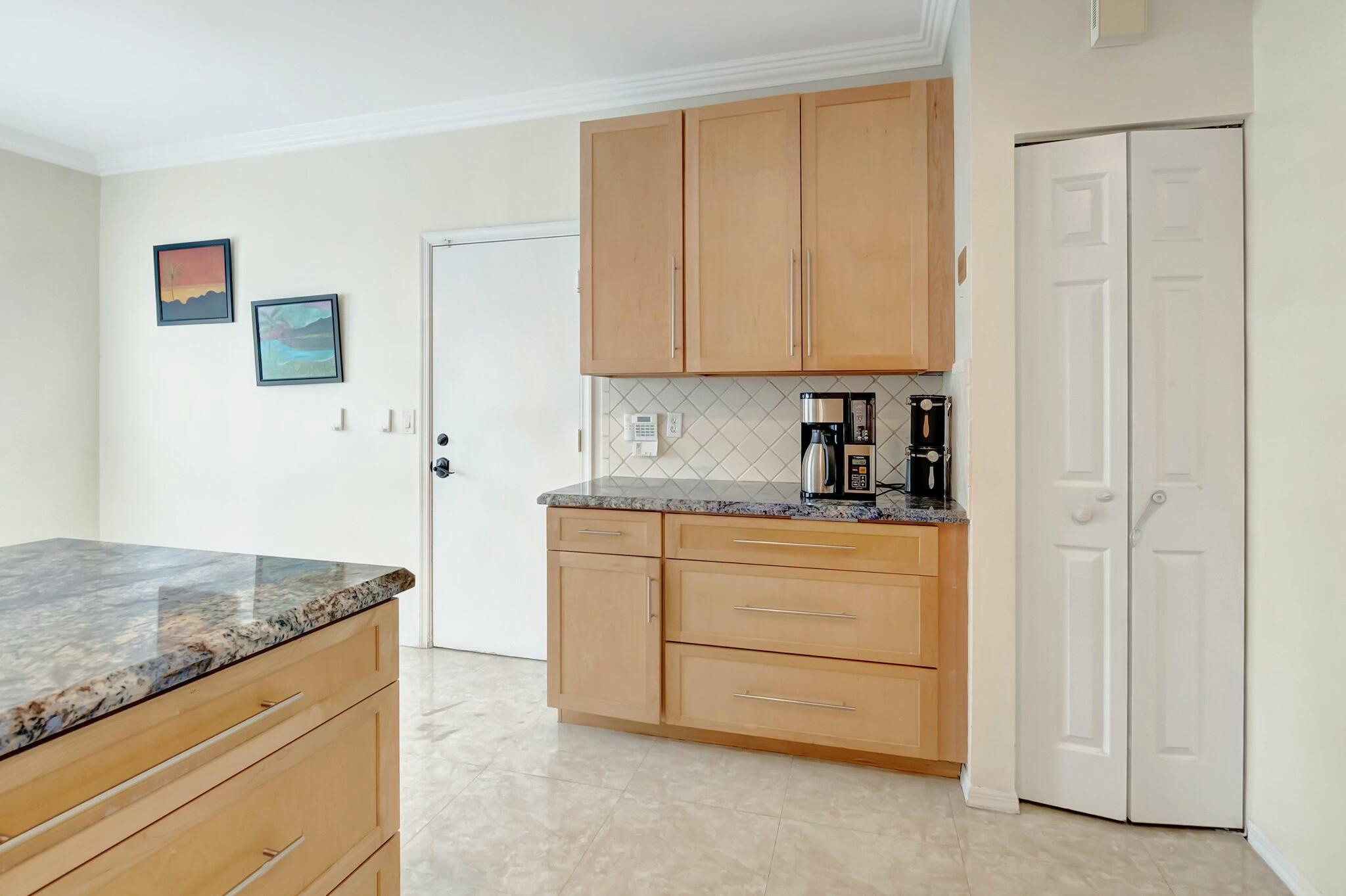 7319 Panache Way Boca Raton, FL 33433 - Photo 17 of 63 tempImagefYdnj3