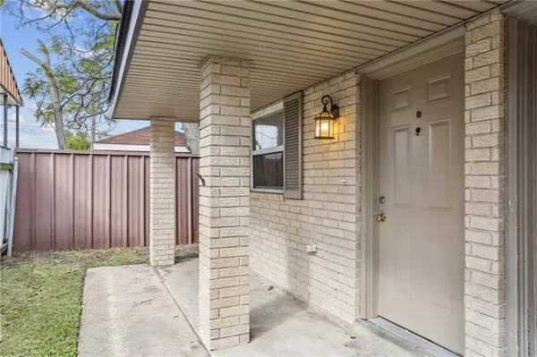 $1,175 | 2602 Chalona Drive, Unit D, Chalmette, LA 70043
