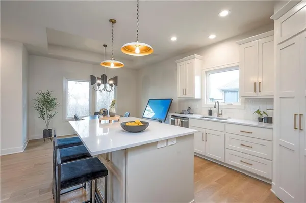 $779,900 | 15486 West 172nd Court, Olathe, KS 66062