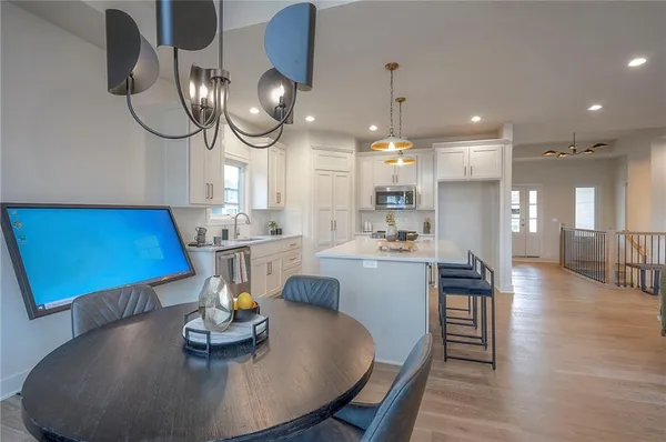 $779,900 | 15486 West 172nd Court, Olathe, KS 66062