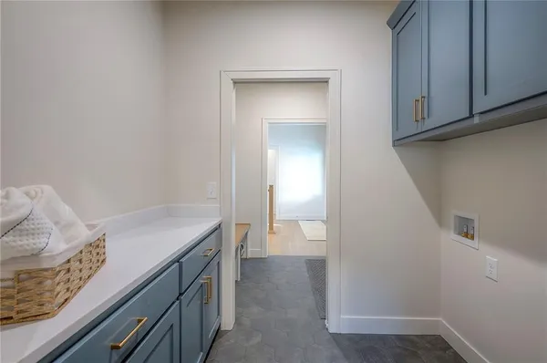 $779,900 | 15486 West 172nd Court, Olathe, KS 66062