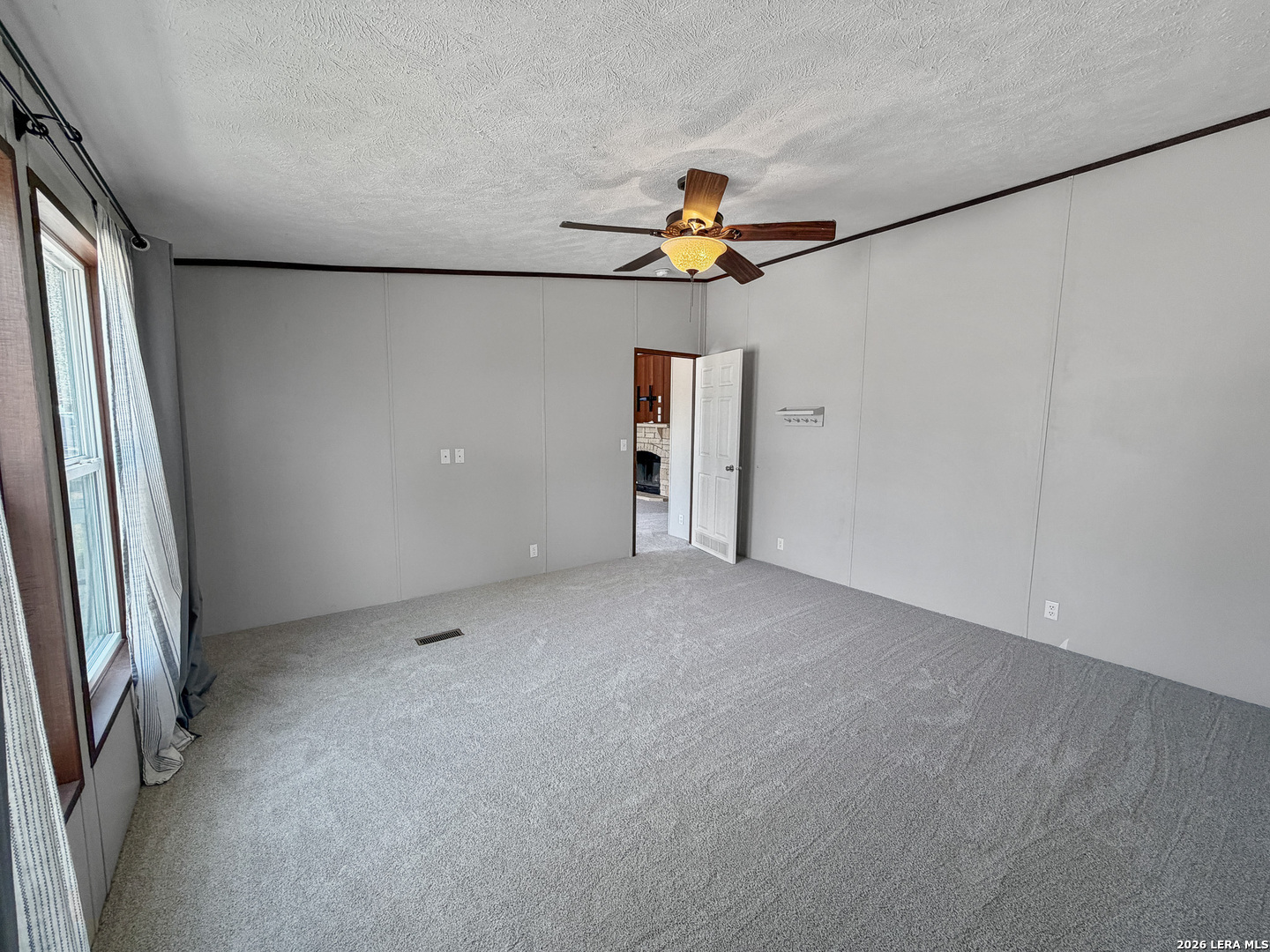 2462 Chase Road Beeville, TX 78102 - Photo 13 of 33