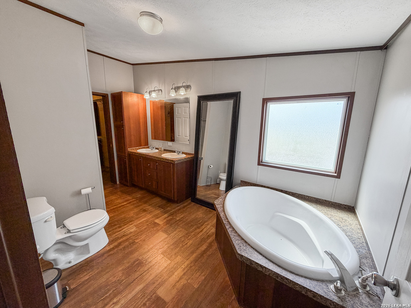 2462 Chase Road Beeville, TX 78102 - Photo 16 of 33