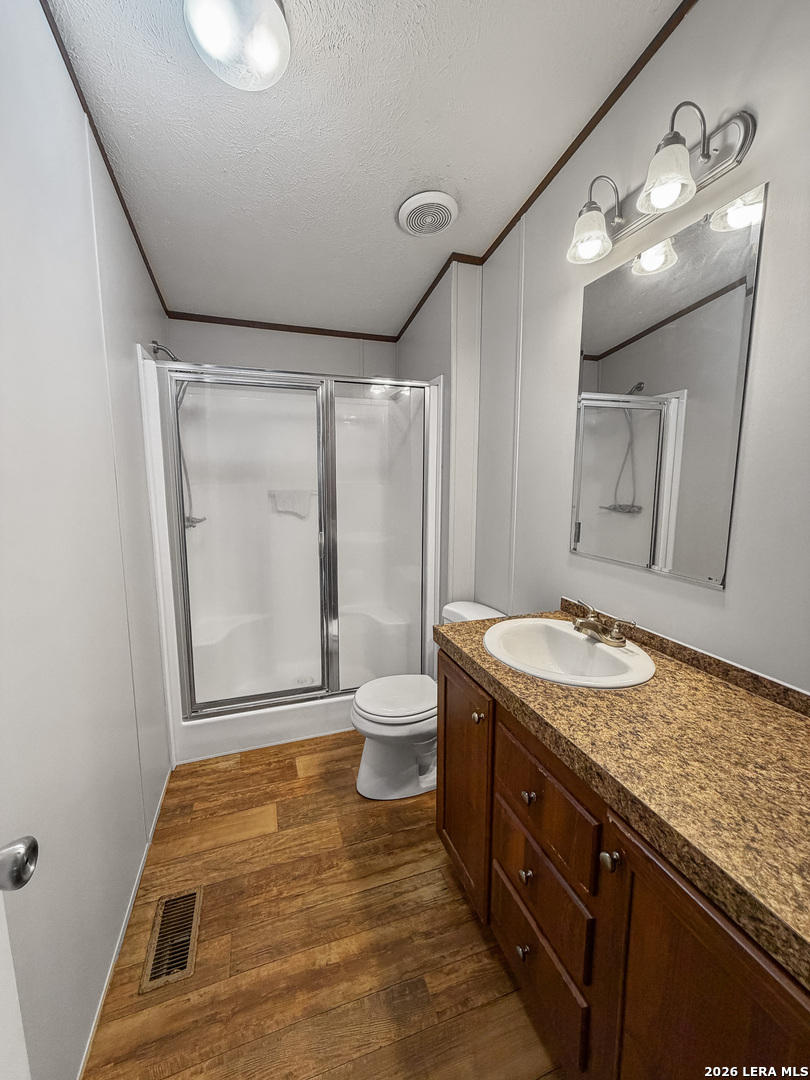 2462 Chase Road Beeville, TX 78102 - Photo 21 of 33