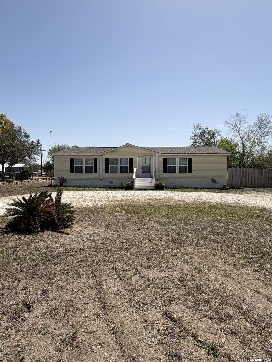 2462 Chase Road Beeville, TX 78102 - Photo 29 of 33