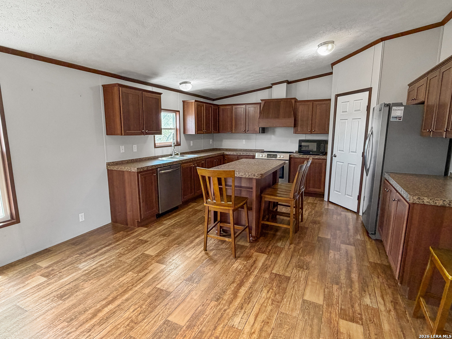 2462 Chase Road Beeville, TX 78102 - Photo 9 of 33