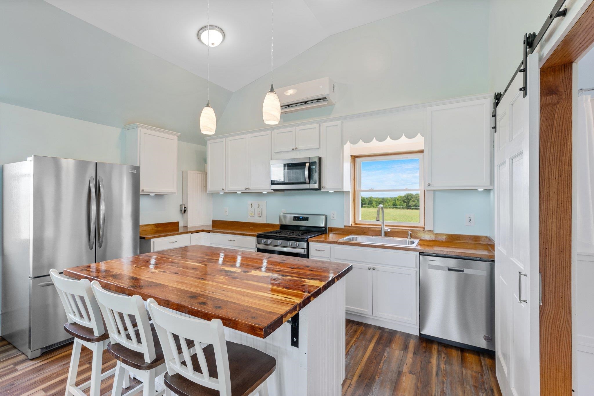 3277 Neely Ferry Road Laurens, SC 29360 - Photo 8 of 28