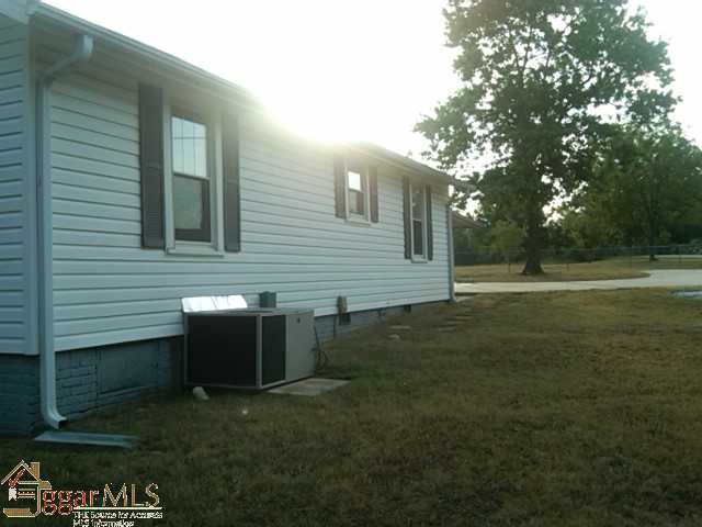 127 Old Grove Road Greenville, SC 29605 - Photo 10 of 11 Gallery Image 10