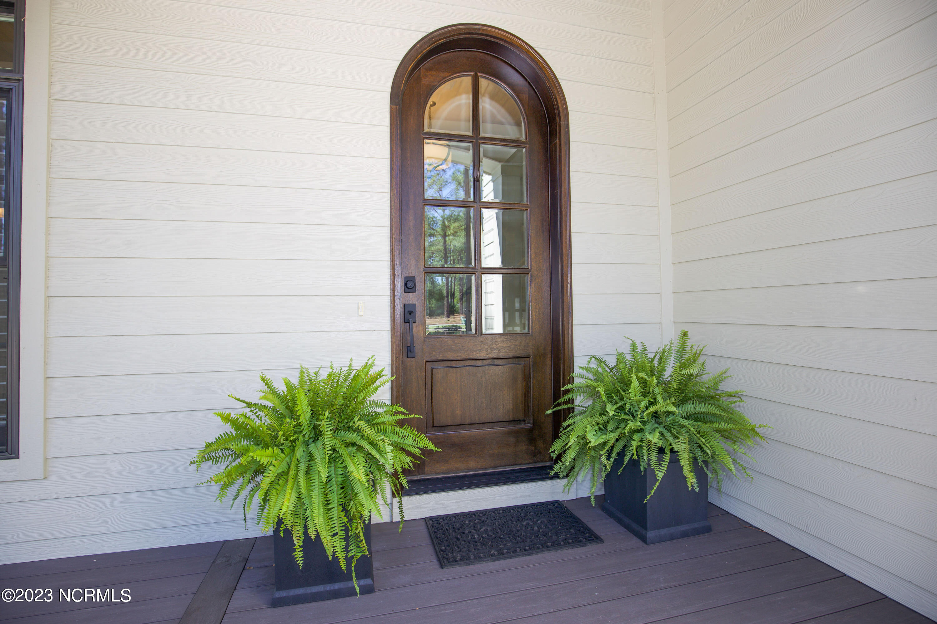 14 Birkdale Drive Pinehurst, NC 28374 - Photo 6 of 55 Front porch