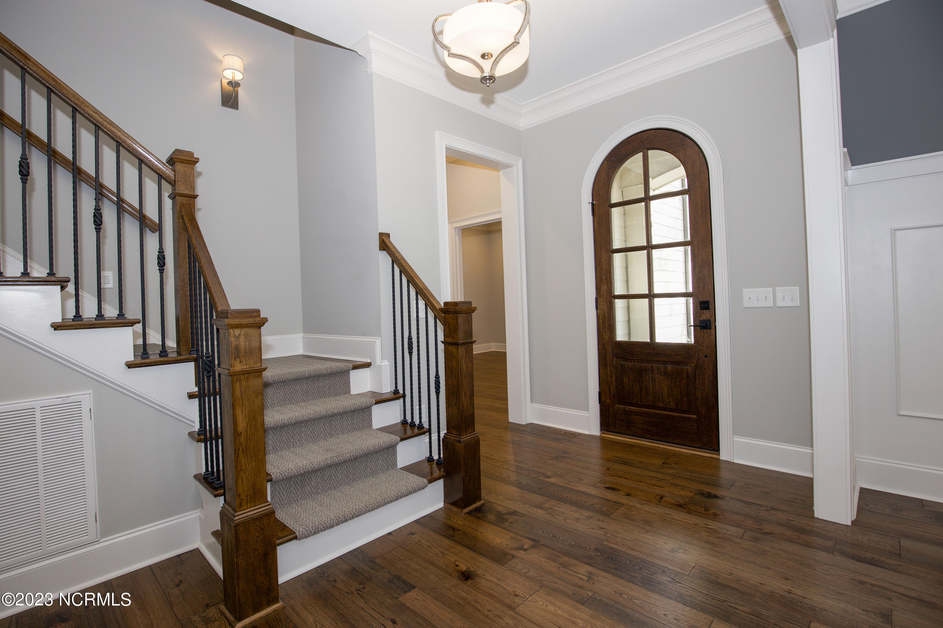 14 Birkdale Drive Pinehurst, NC 28374 - Photo 7 of 55 Foyer