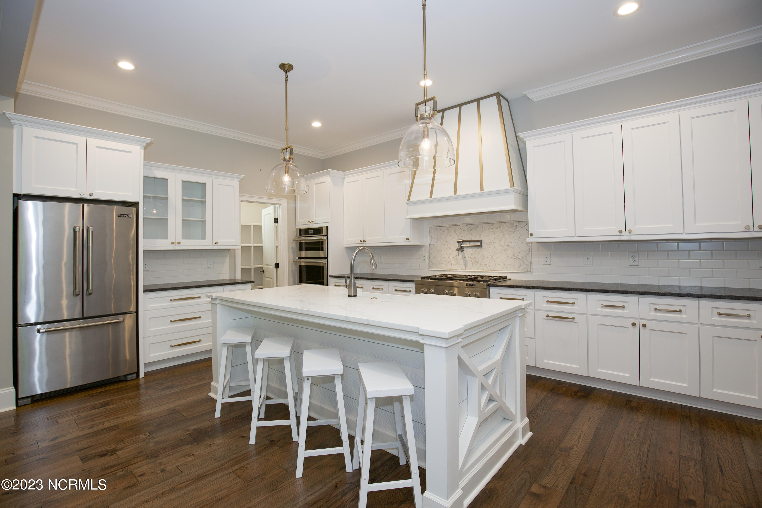 14 Birkdale Drive Pinehurst, NC 28374 - Photo 9 of 55 Kitchen