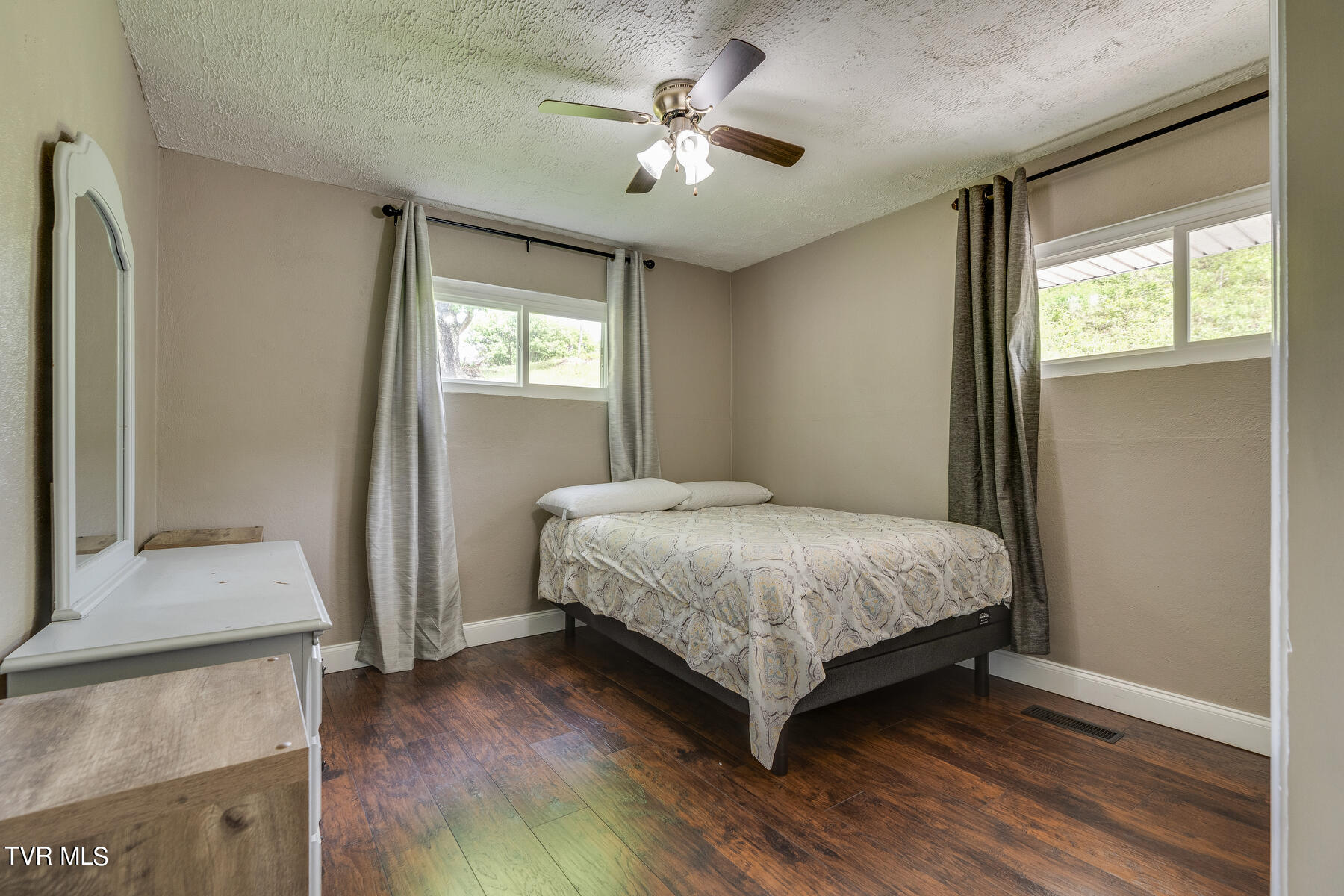 404 Daniel Boone Road Gate City, VA 24251 - Photo 21 of 35 022