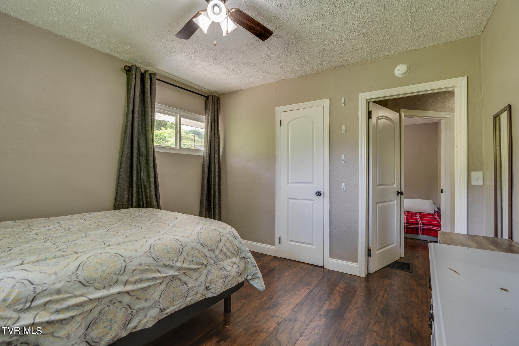 404 Daniel Boone Road Gate City, VA 24251 - Photo 22 of 35 023
