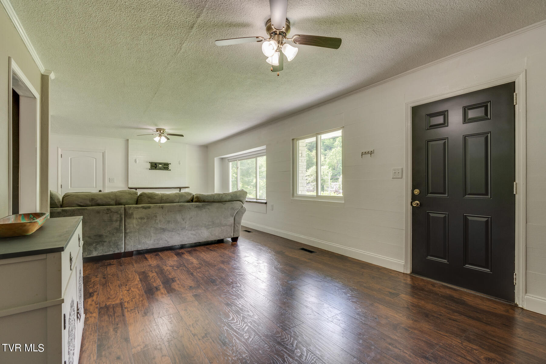 404 Daniel Boone Road Gate City, VA 24251 - Photo 6 of 35 006